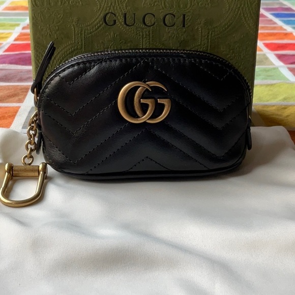 🌹GUCCI GG MARMONT POUCH WITH KEYCHAIN HOOK  🌹NWT 🌹 - Picture 9 of 16